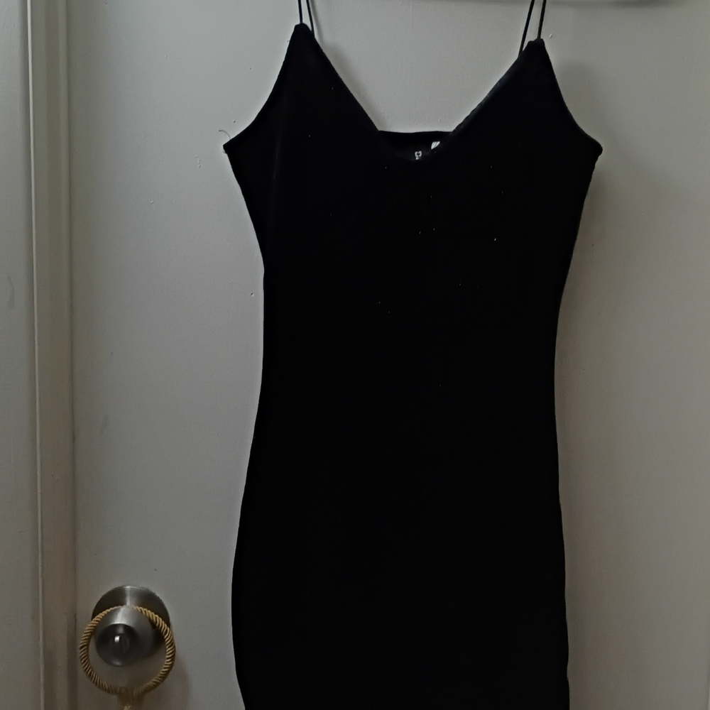 H&M Divided Black Strappy V-Neck Sleeveless Mini Slip Dress XS